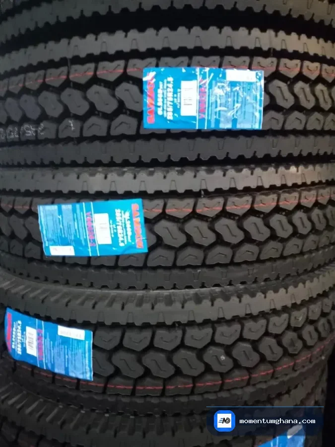 285/75R24.5 tyre image