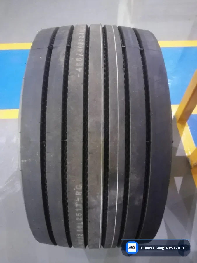 455/40R22.5 tyre image