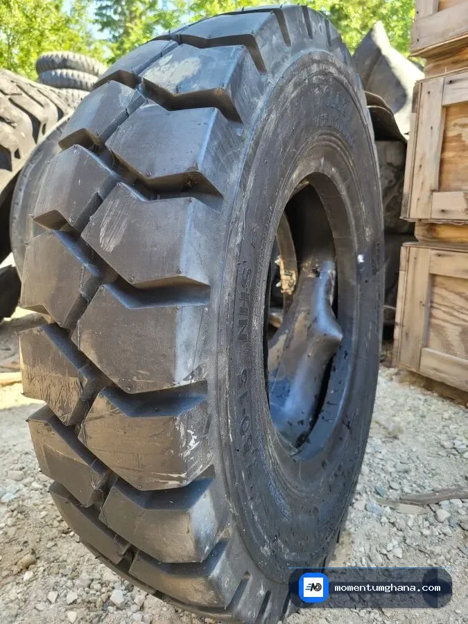 7.50-15 tyre image