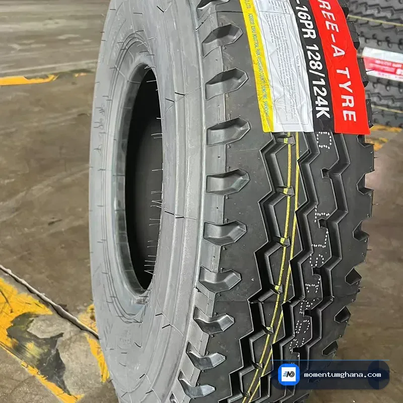 8.25R16 tyre image