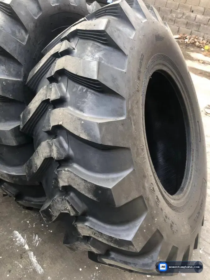 14.9-24 tyre image
