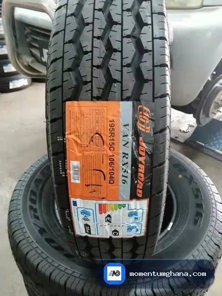 195R15C tyre image