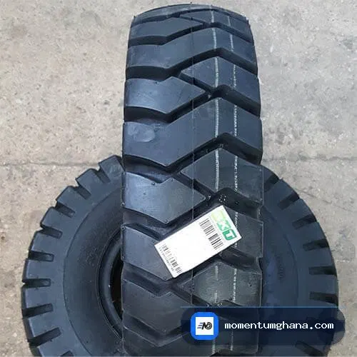 21x8-9 tyre image