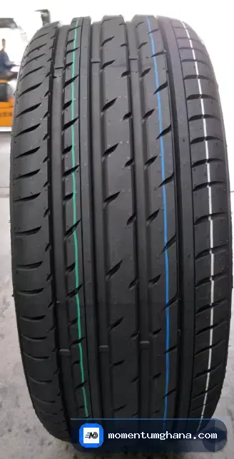 225/40R17 tyre image