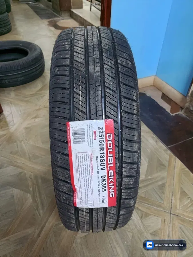 225/60R18 tyre image