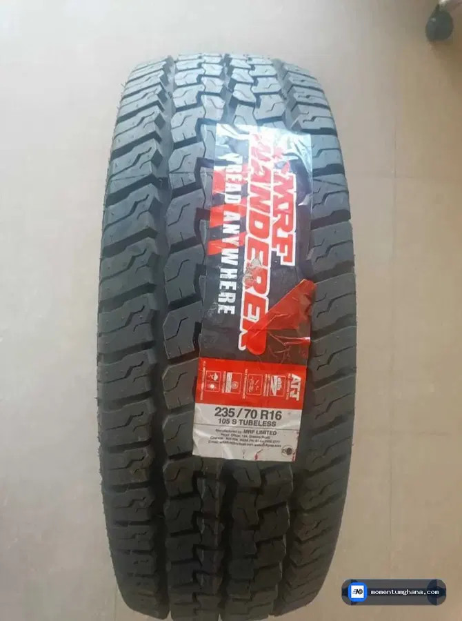 235/70R16 tyre image