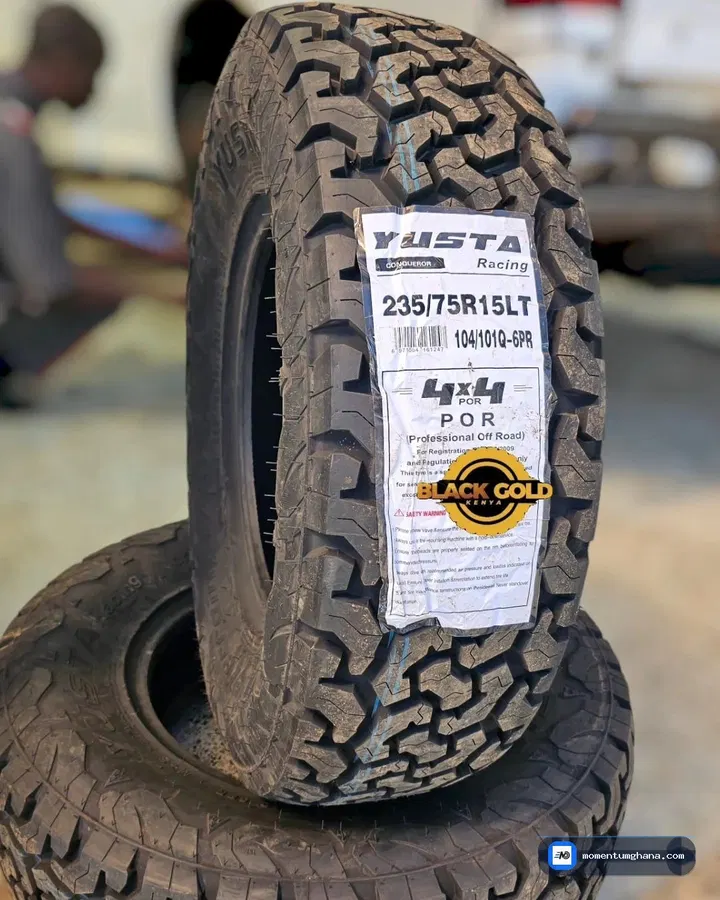 235/75R15 tyre image