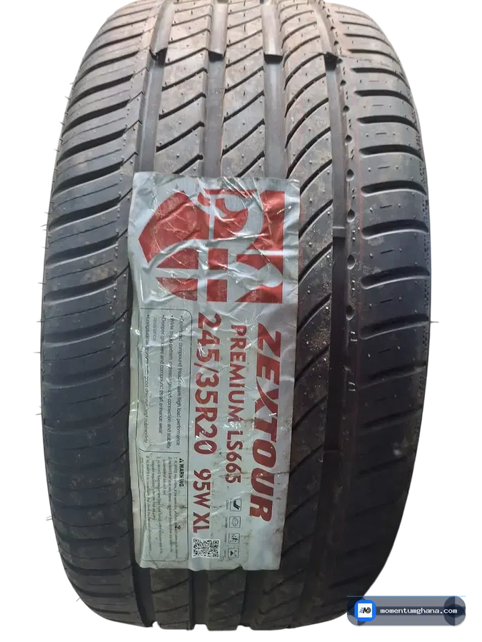 245/35R20 tyre image