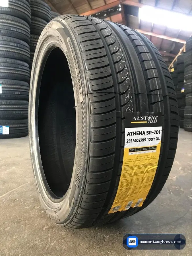 255/40R19 tyre image
