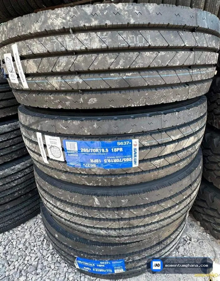 265/70R19.5 tyre image