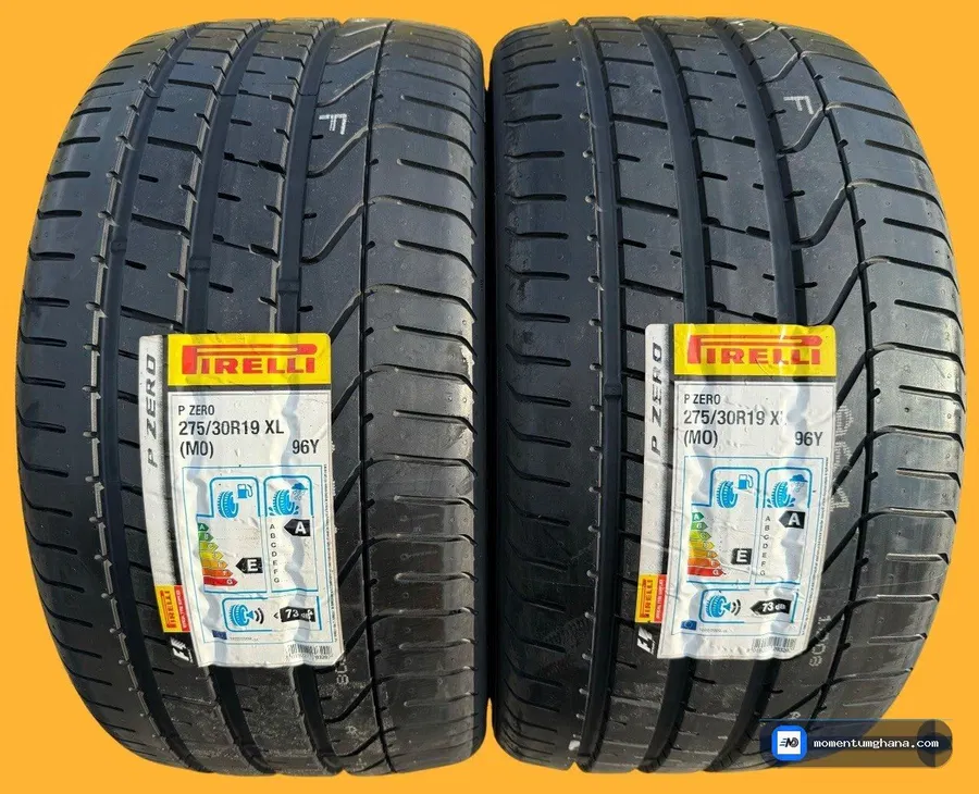 275/30R19 tyre image
